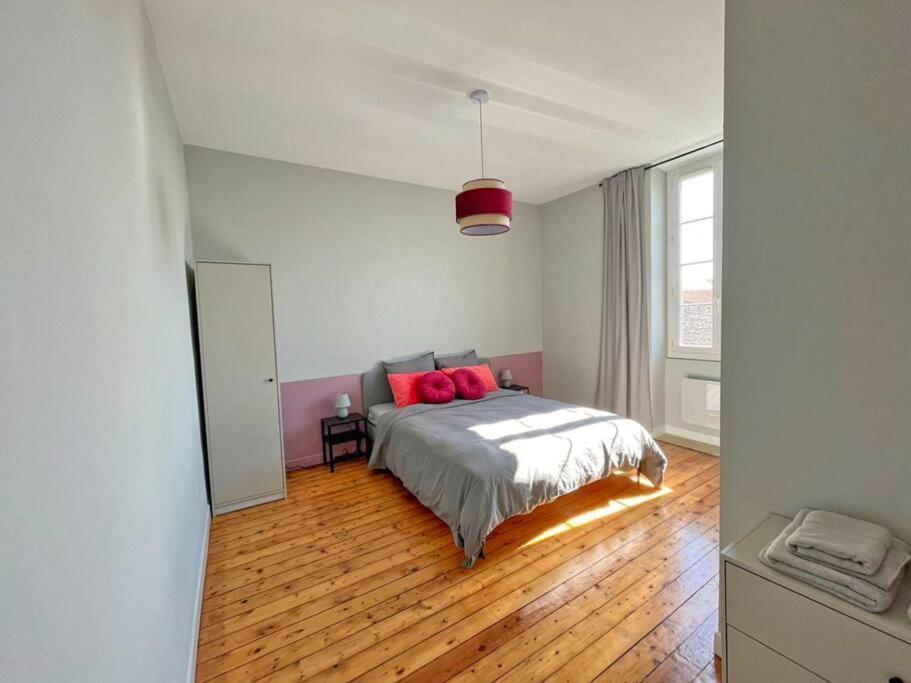Claire - Bel Appartement T2 Lumineux Châteaurenard エクステリア 写真